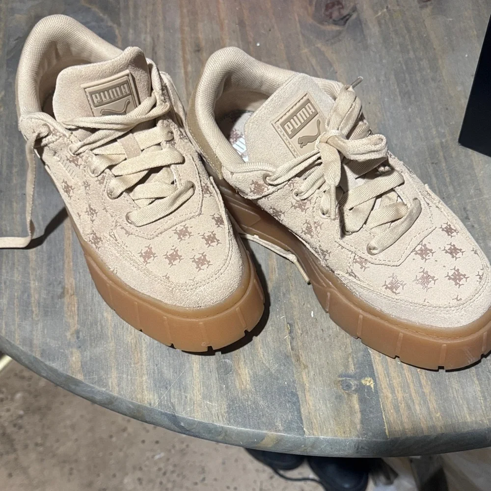Puma Beige/Tan Platform Sneakers - Picture 4 of 4
